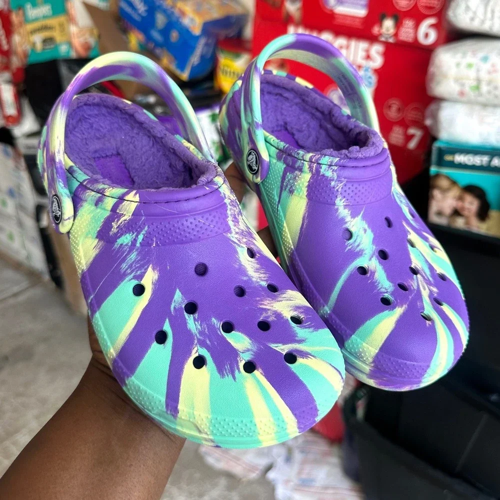Crocs Kids' Classic Lined Marbled Tie Dye Clogs Little Kids Size J 3 Sandals